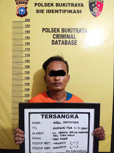 Pengguna Motor Bodong di Pekanbaru Ditangkap Polisi di Warnet